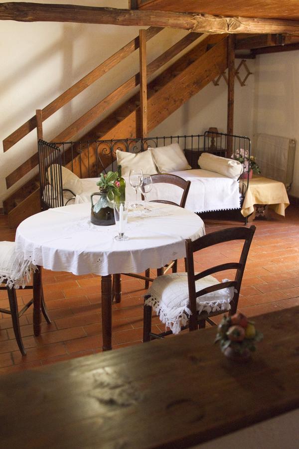 Agriturismo Santa Caterina Castelnuovo di Val di Cecina Δωμάτιο φωτογραφία