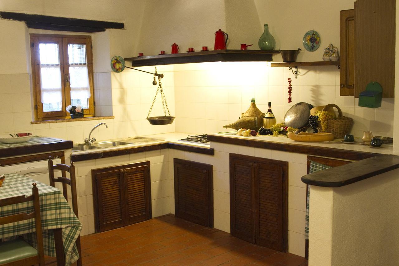 Agriturismo Santa Caterina Castelnuovo di Val di Cecina Δωμάτιο φωτογραφία